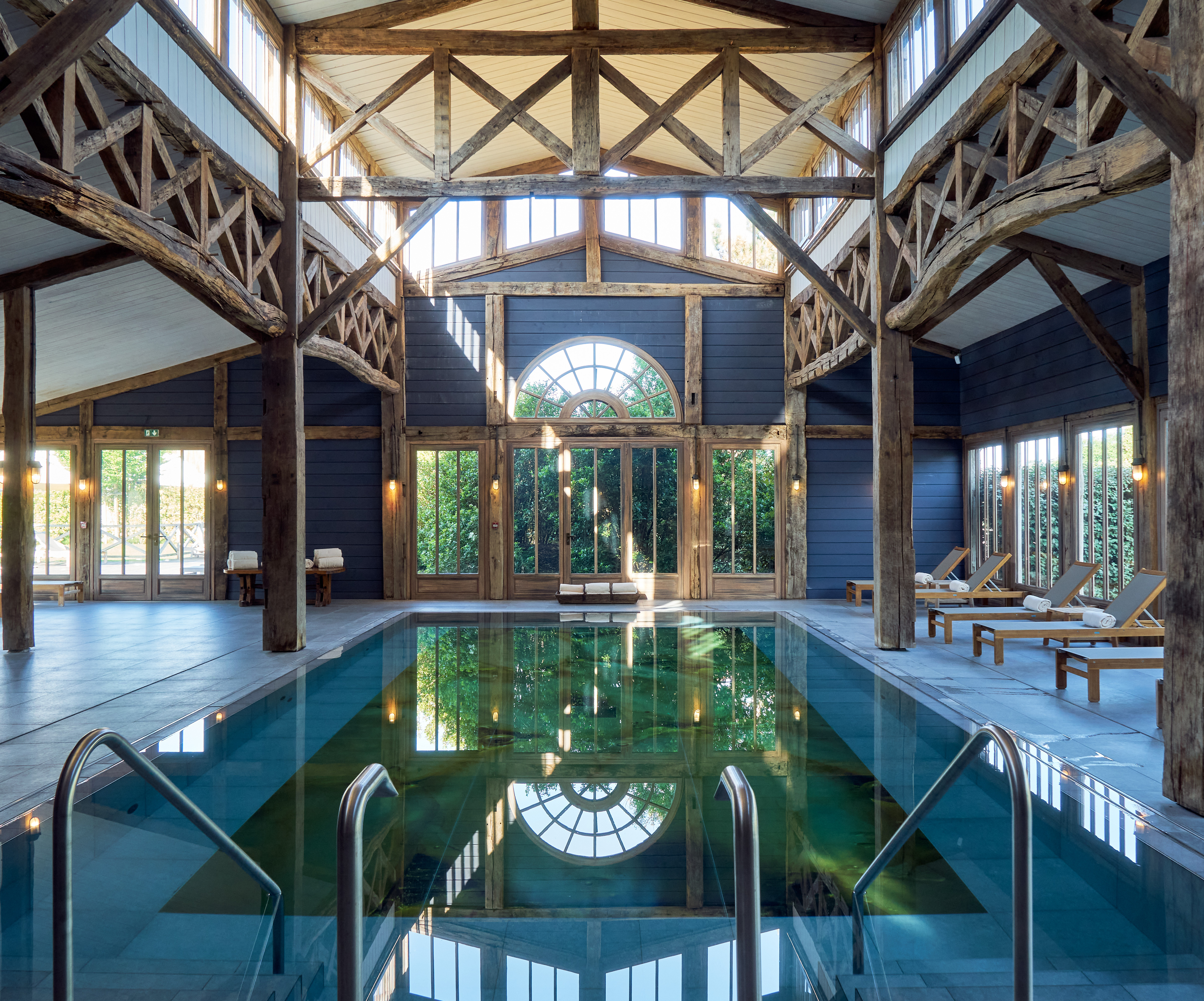 indoor pool Sources de Caudalie