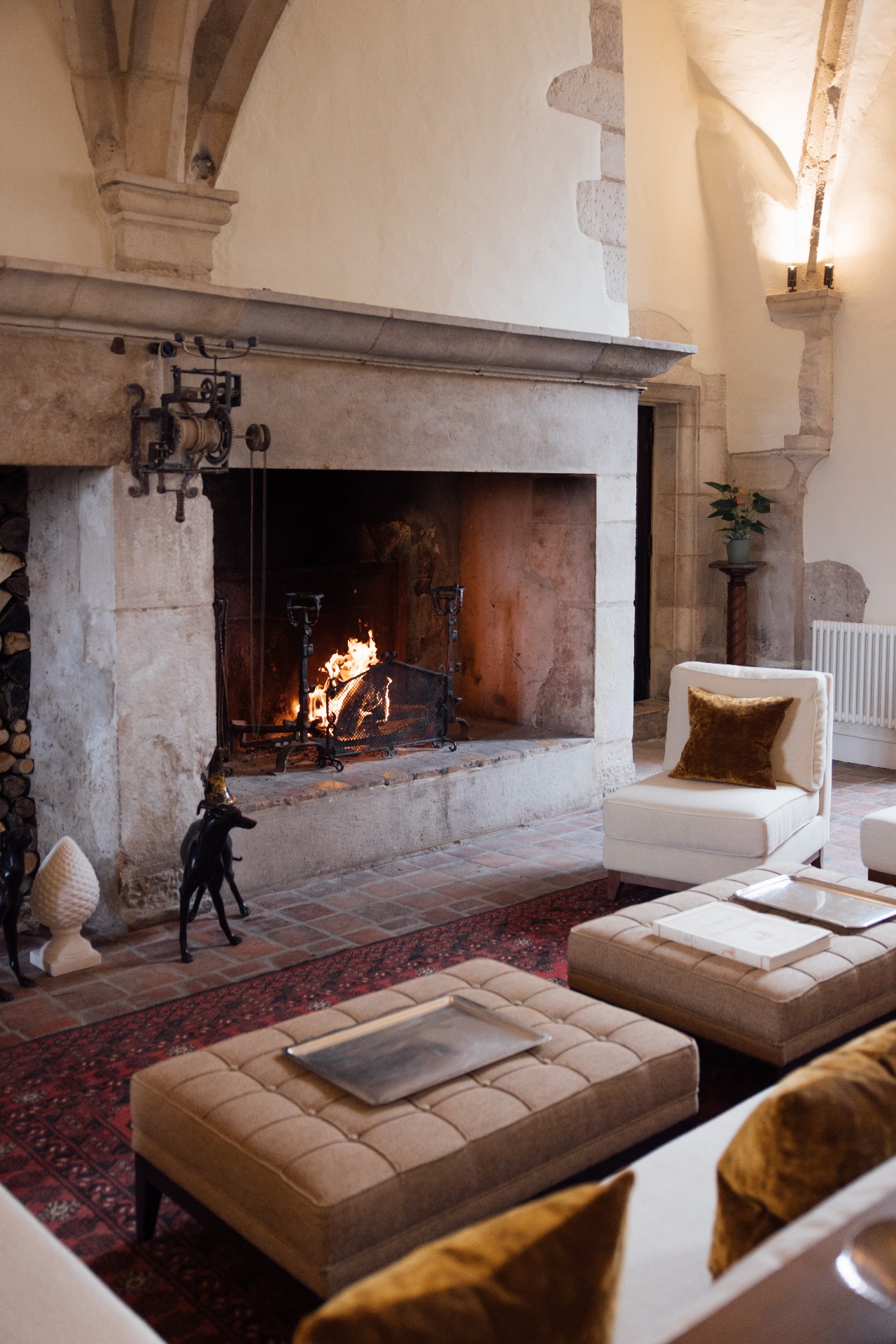 Cheminée Lobby - Les Sources de Vougeot