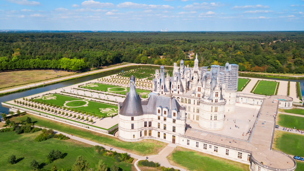 Your Hidden Gate to the Loire Valley Castles