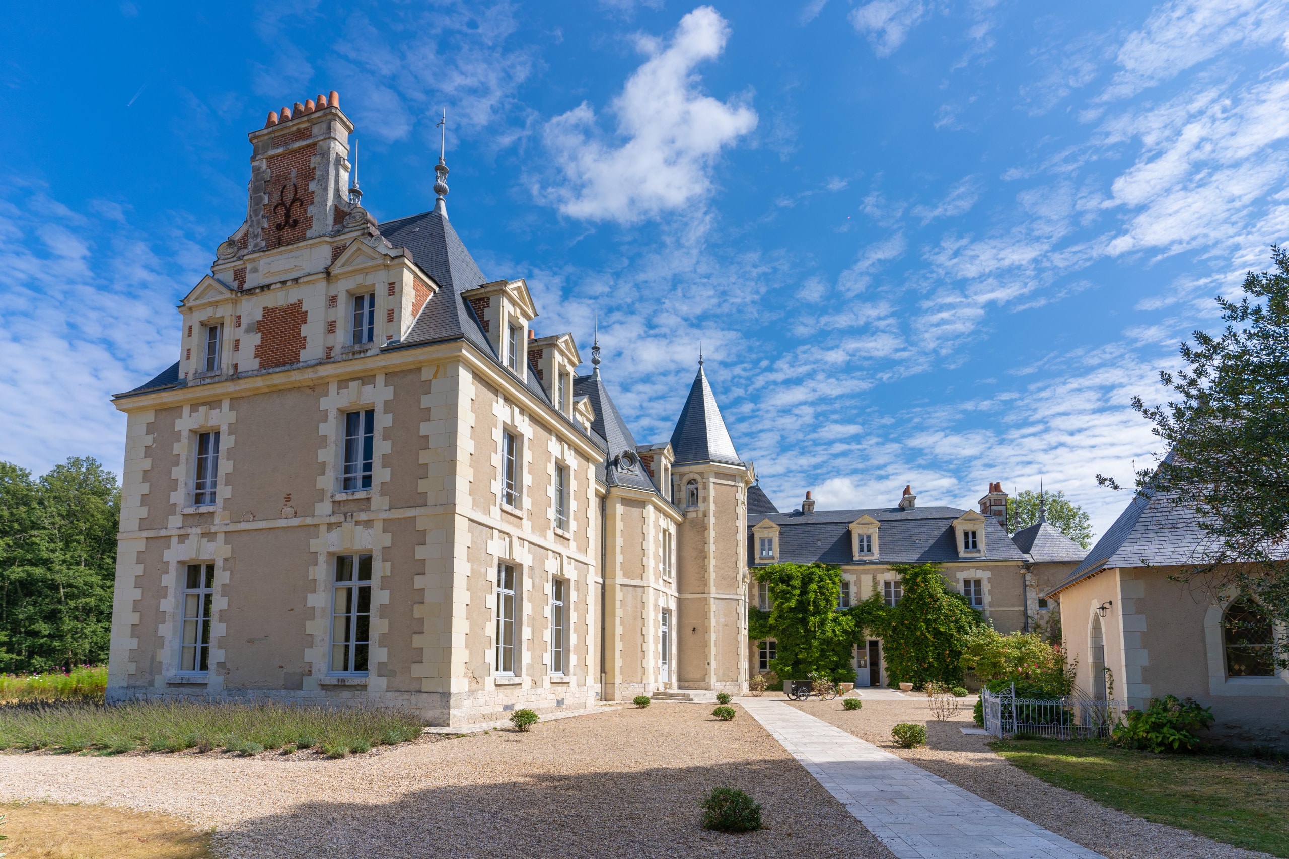 Les Sources de Cheverny Chateau